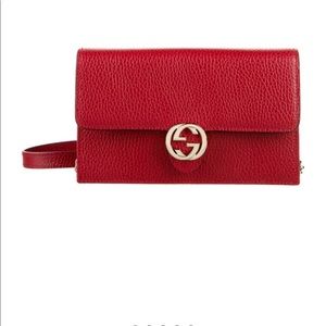 Interlocking GG Gucci Wallet on Chain